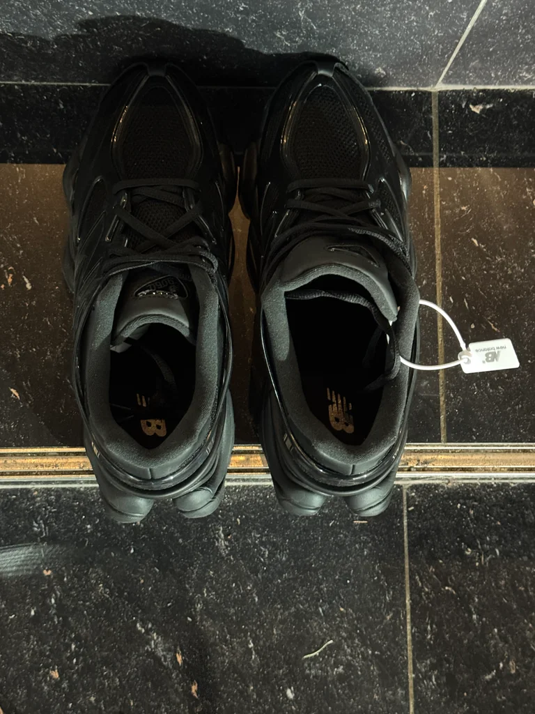 New Balance 9060X – Noir – Neuve avec boîte et étiquette – Pointure 43 – photo 7